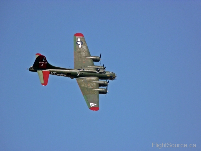 B-17G  "Texas Raiders"