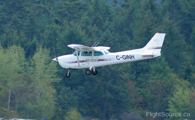 Cessna 172P  C-GINH