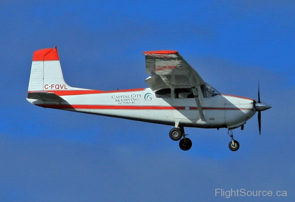 C-FQVL  1956 Cessna 182