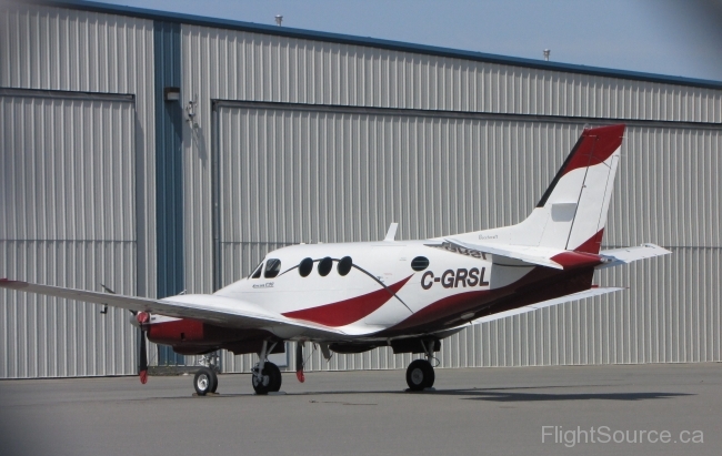 Canadian Flight Centre Beech King Air C-GRSL