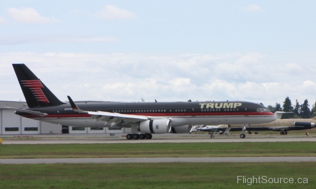 Donald Trump's Boeing 757 N757AF